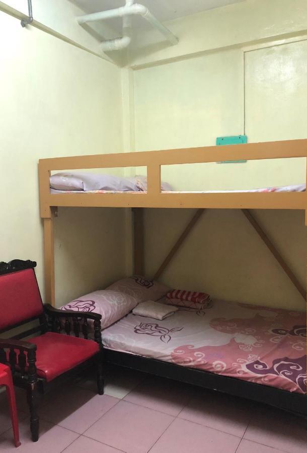 Favila Transient Rooms Pasay Bagian luar foto